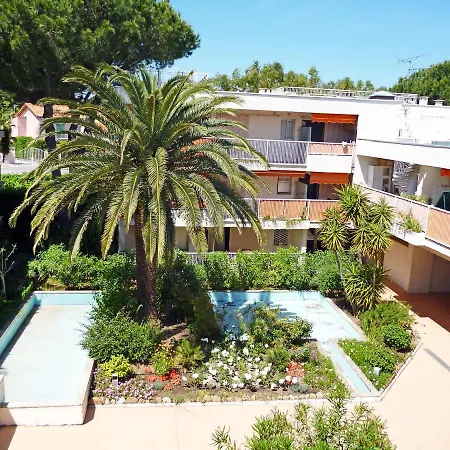 Apartment Les Patios-7 By Interhome Saint-Tropez